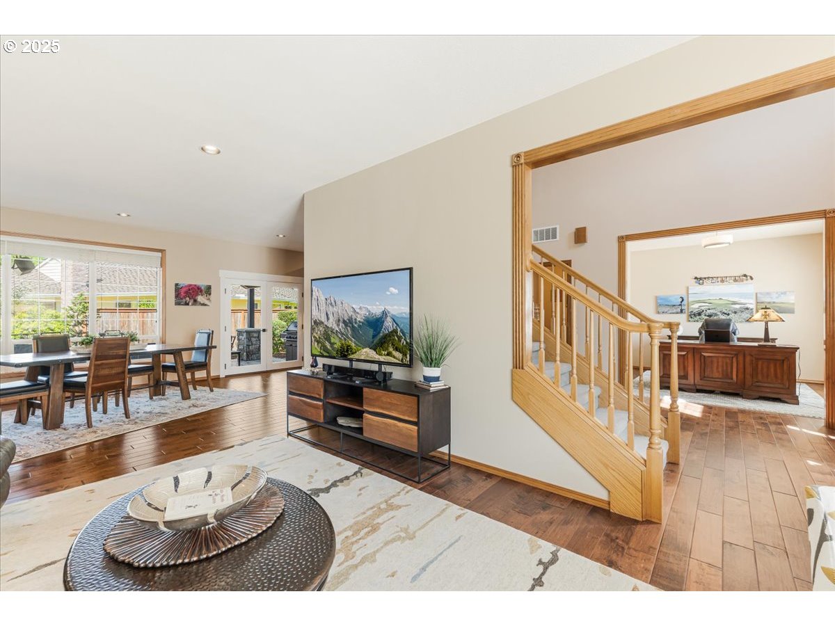 16706 Northwest Waterford Way Portland, OR 97229 - Photo 8 of 45 a living room with furniture and a table