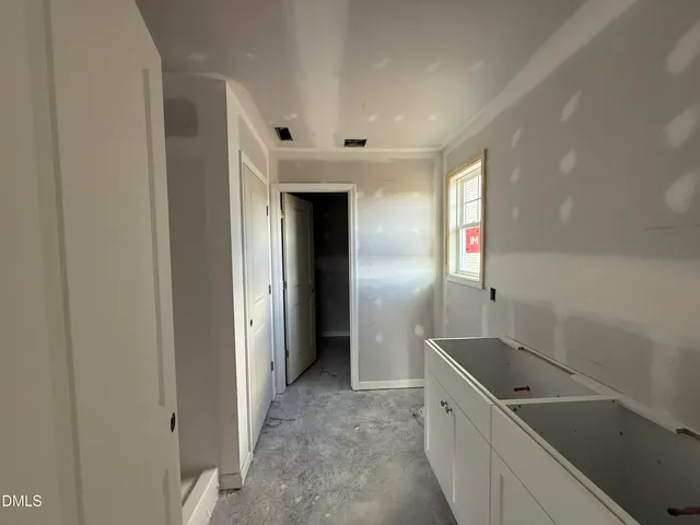 $309,950 | 31 East Emily Gardens Drive, Selma, NC 27576