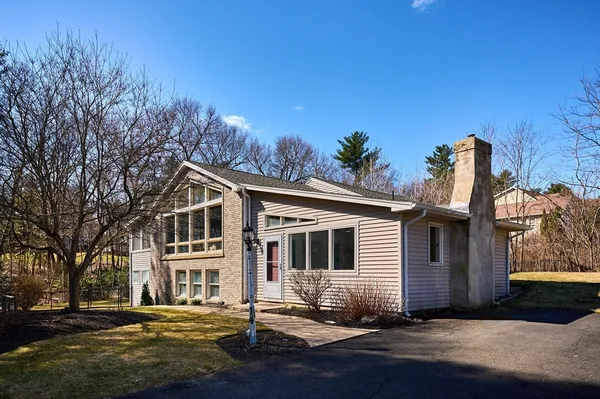 $489,900 | 14 Sylvan Drive, Westfield, MA 01085