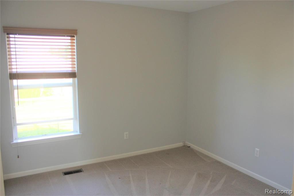 1886 River Road St. Clair, MI 48079 - Photo 14 of 24