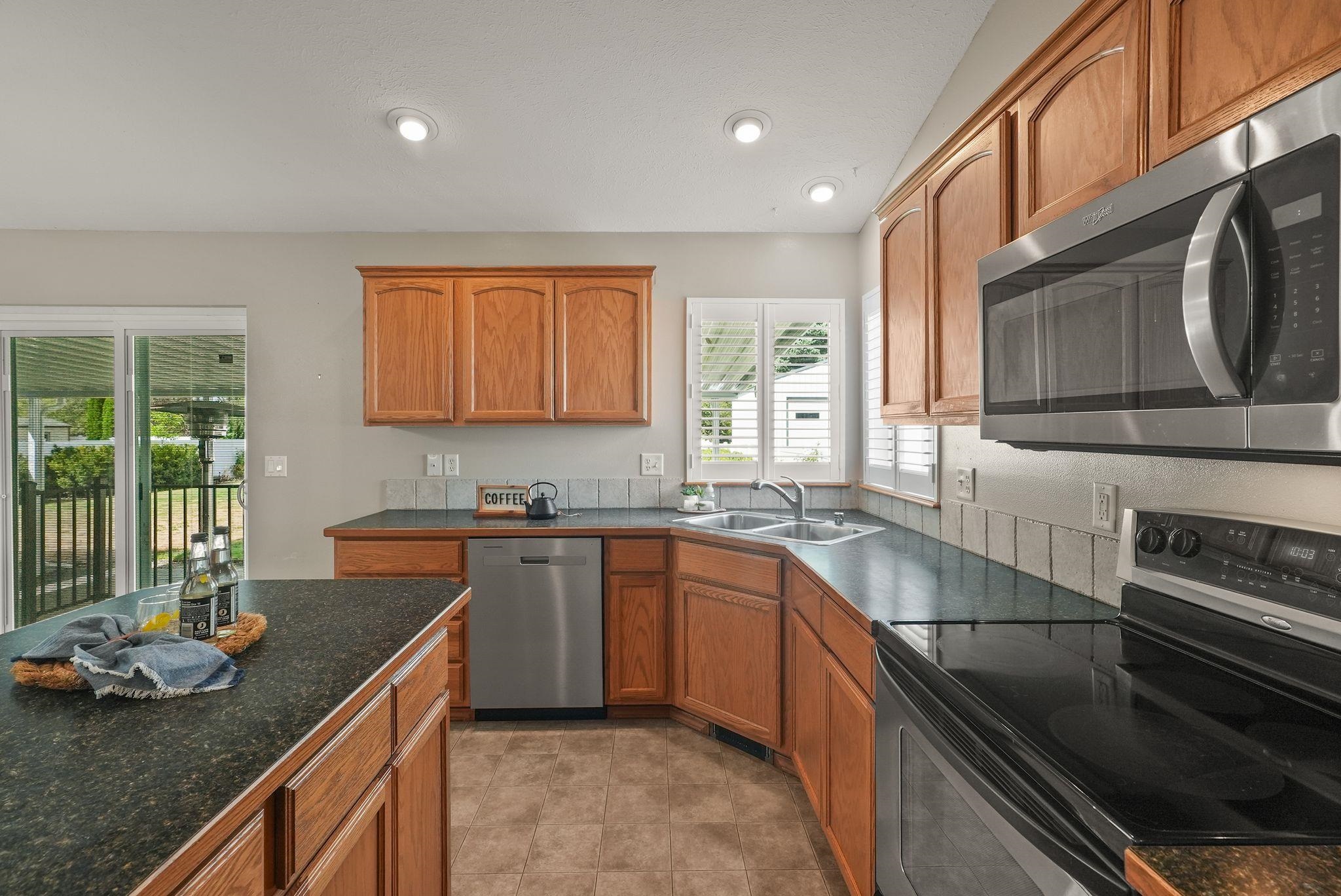 1311 North Pierce Road Spokane Valley, WA 99206 - Photo 9 of 49 Gallery Image 9