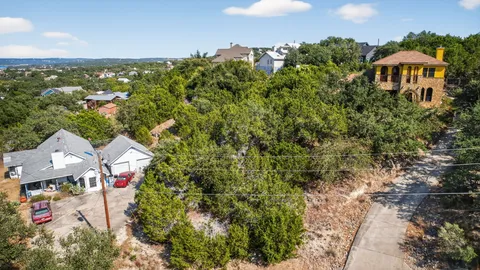 $84,900 | 22303 Briarcliff Drive, Spicewood, TX 78669