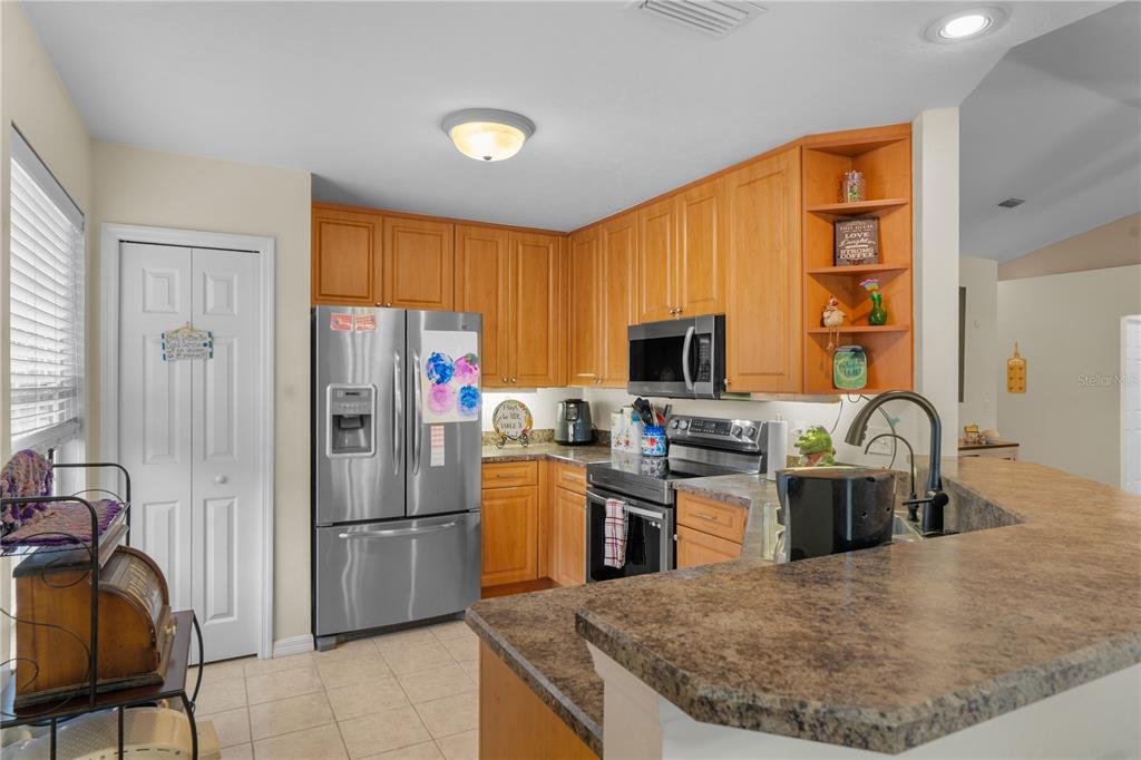 19261 Northwest 230th Street High Springs, FL 32643 - Photo 11 of 63