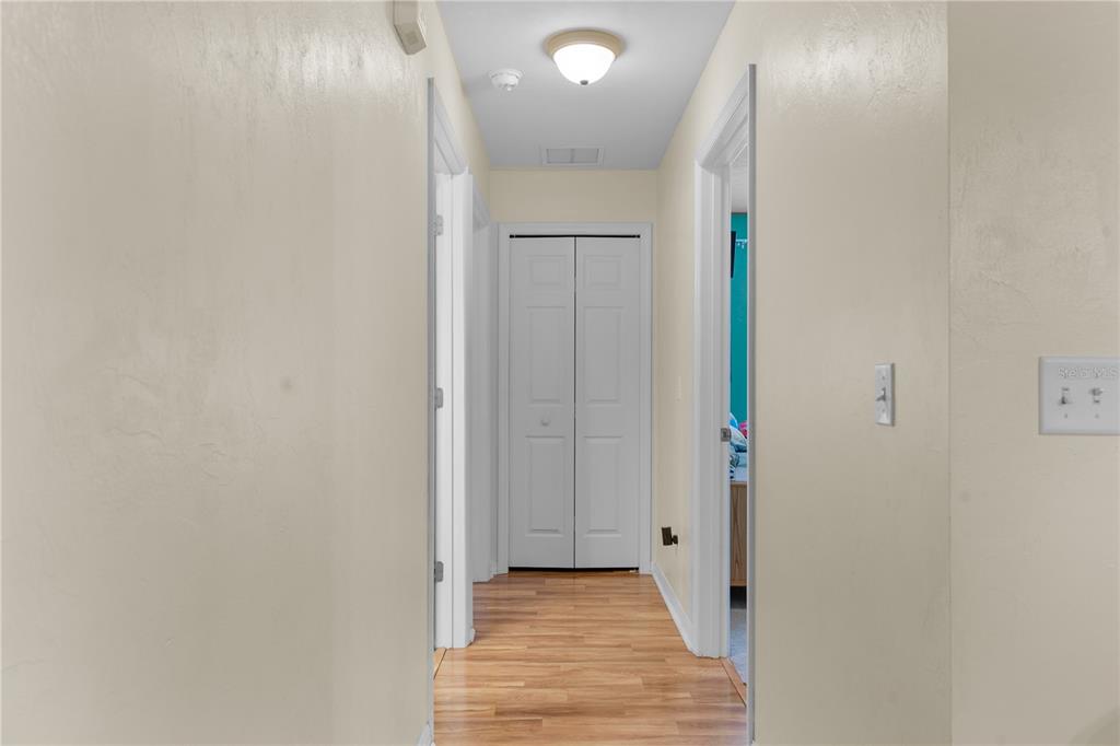 19261 Northwest 230th Street High Springs, FL 32643 - Photo 34 of 63