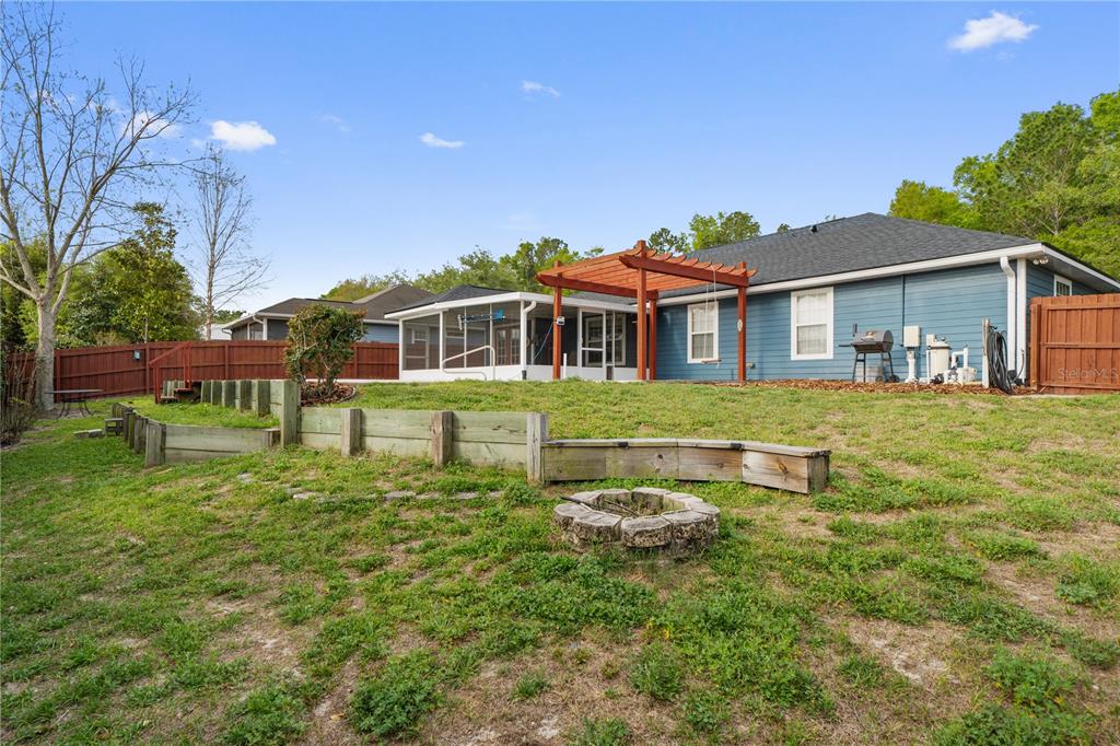 19261 Northwest 230th Street High Springs, FL 32643 - Photo 49 of 63