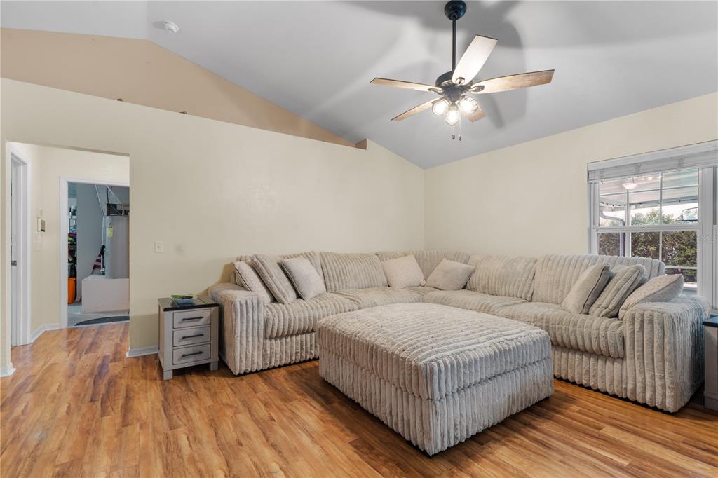 19261 Northwest 230th Street High Springs, FL 32643 - Photo 6 of 63