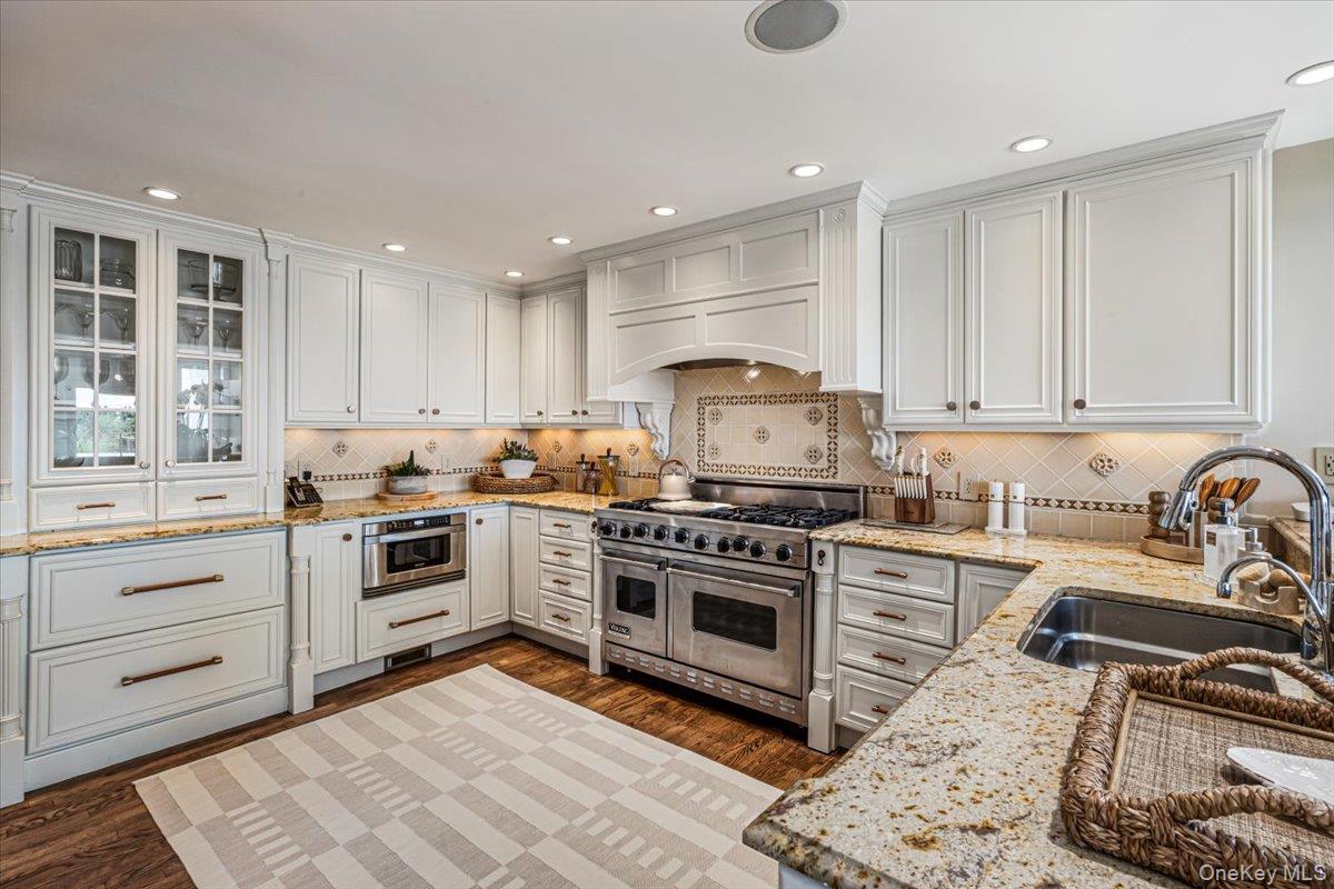 291 Dune Road Westhampton Beach, NY 11978 - Photo 20 of 45