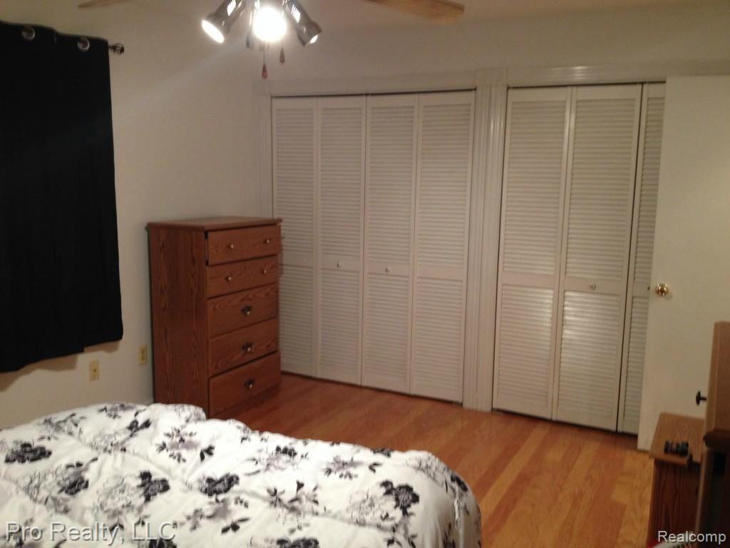 3282 Rosedale Street Ann Arbor, MI 48108 - Photo 25 of 38 IMG_2195.jpg