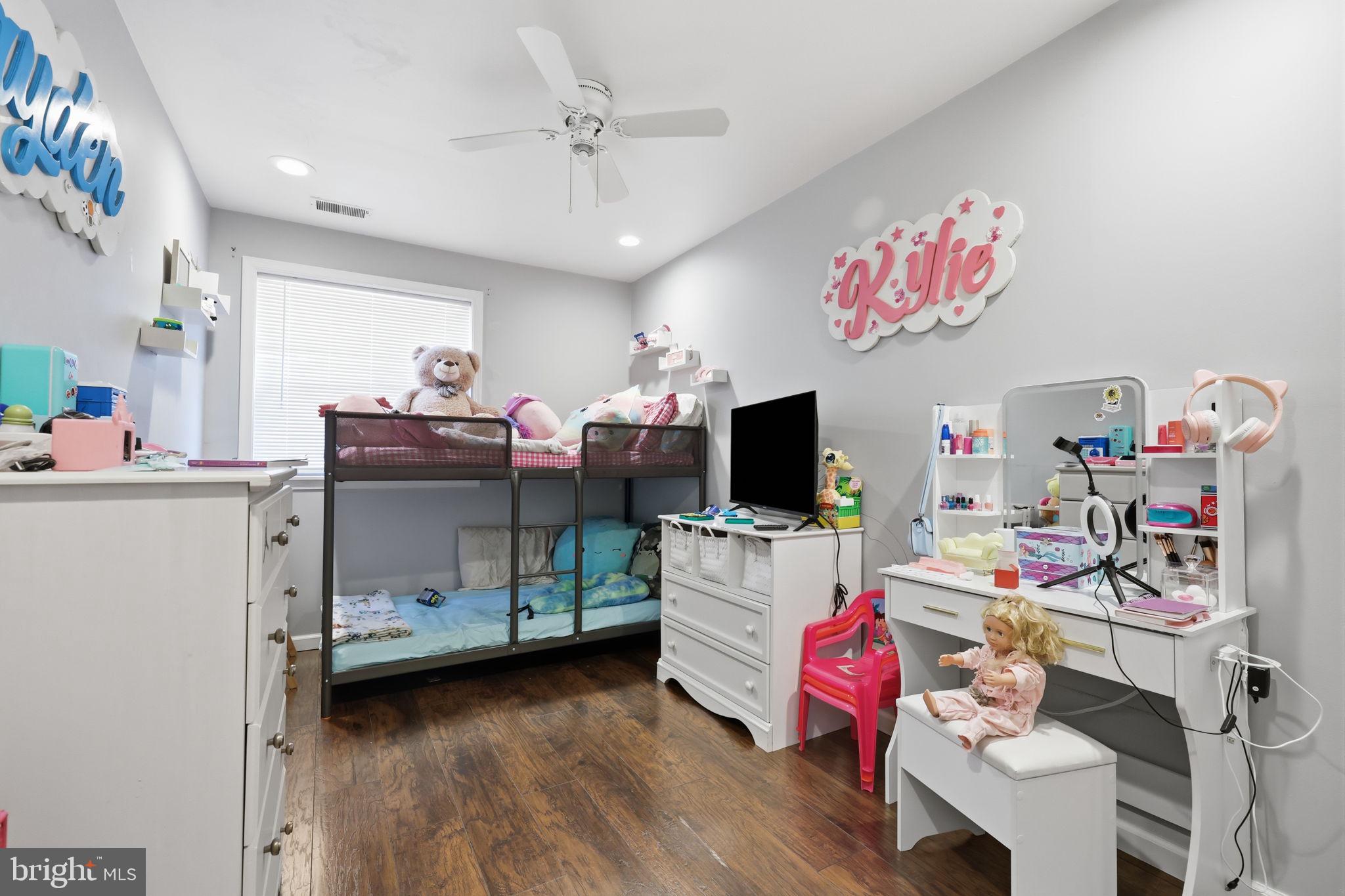 3229 Red Lion Road Philadelphia, PA 19114 - Photo 10 of 40 Gallery Image 10