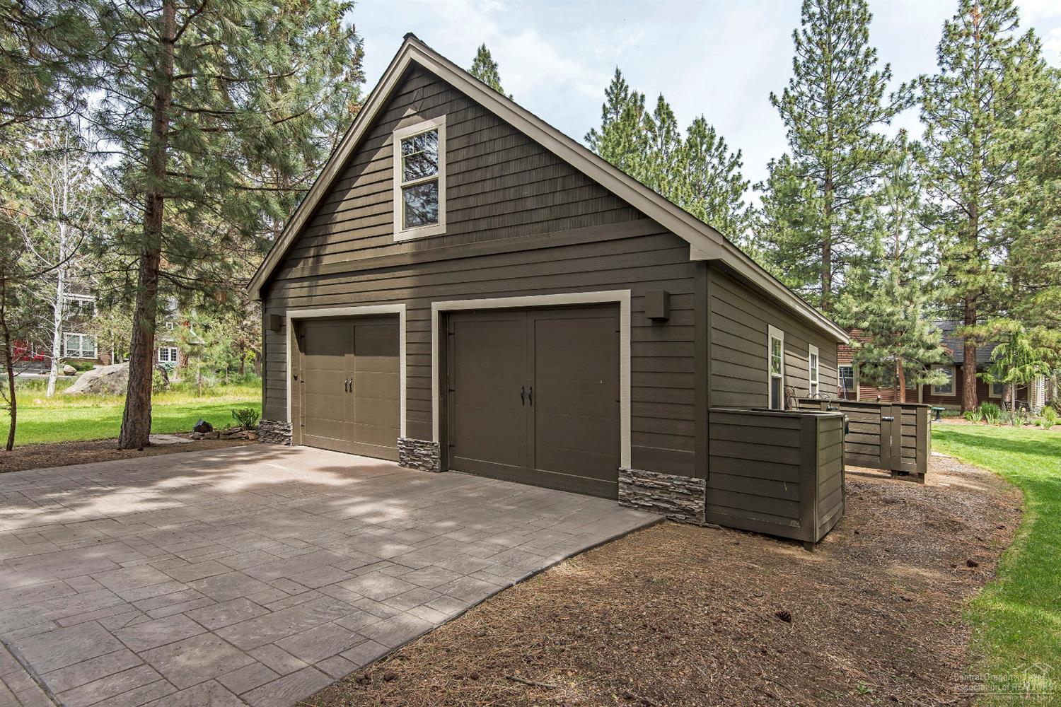 725 East Coyote Springs Road Sisters, OR 97759 - Photo 21 of 23 Gallery Image 21