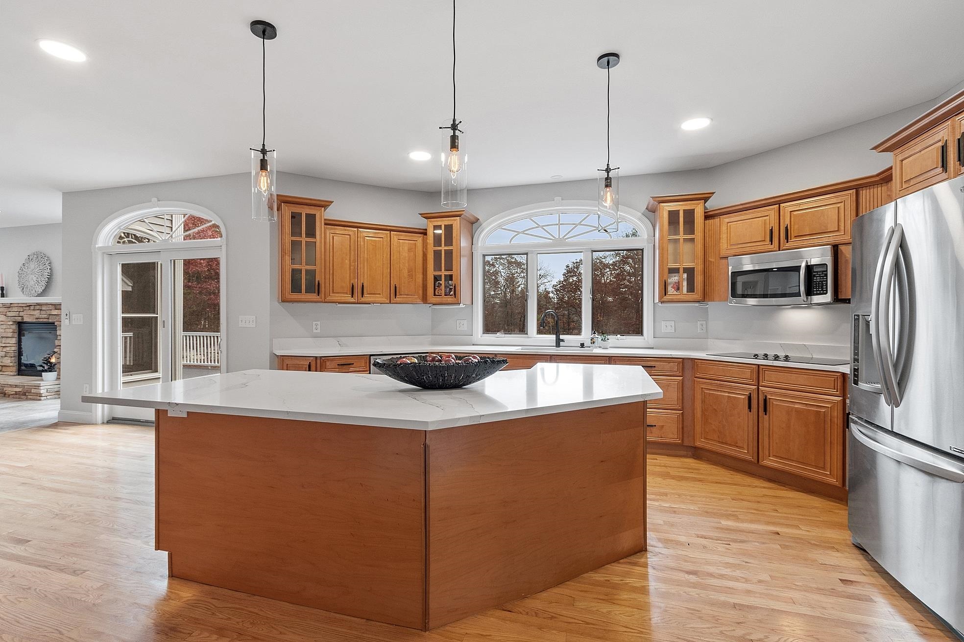 57 Windsor Boulevard Londonderry, NH 03053 - Photo 14 of 59