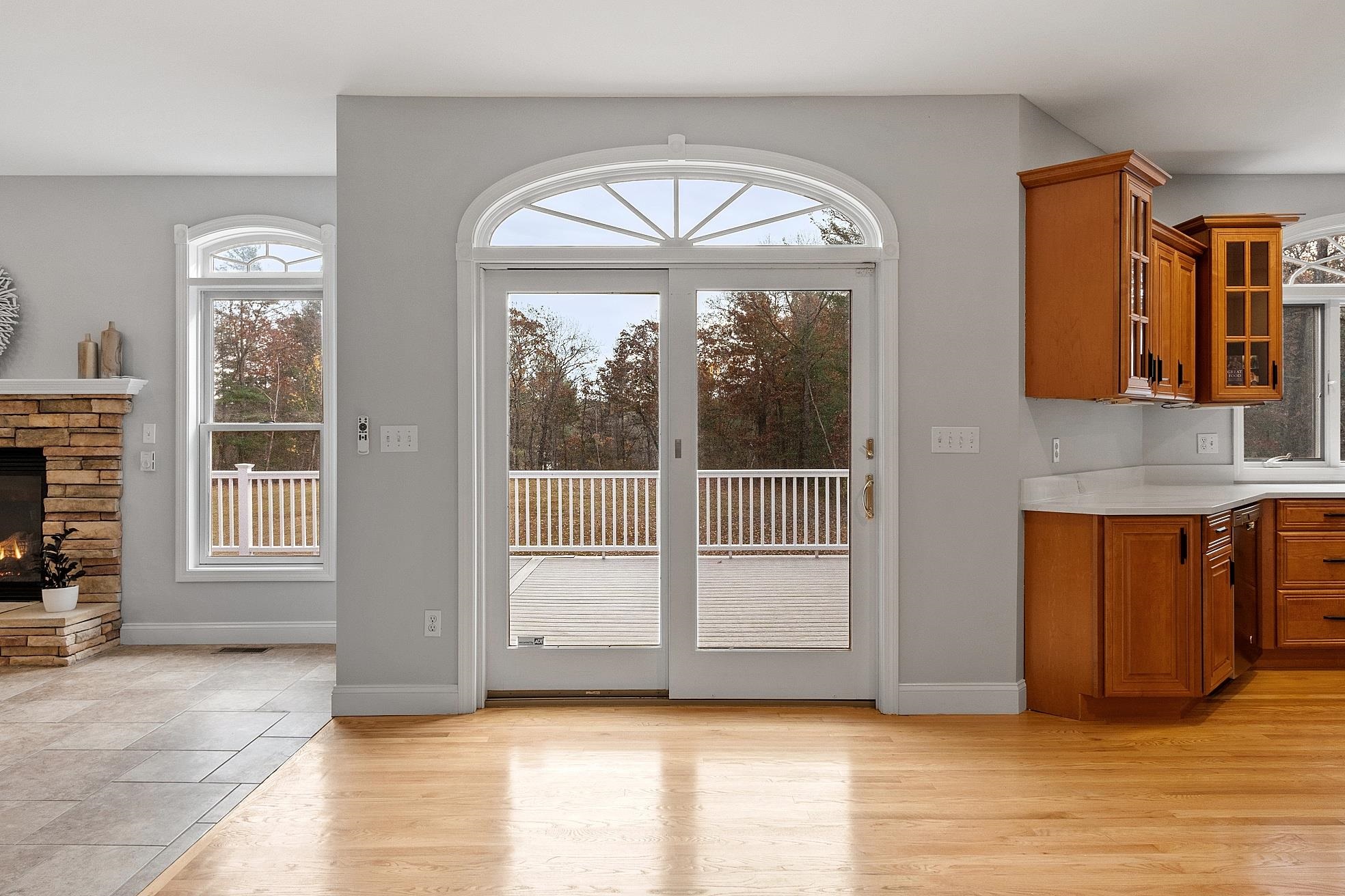 57 Windsor Boulevard Londonderry, NH 03053 - Photo 16 of 59