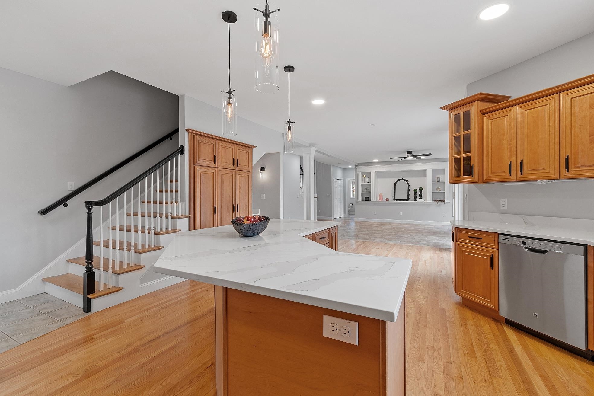 57 Windsor Boulevard Londonderry, NH 03053 - Photo 18 of 59