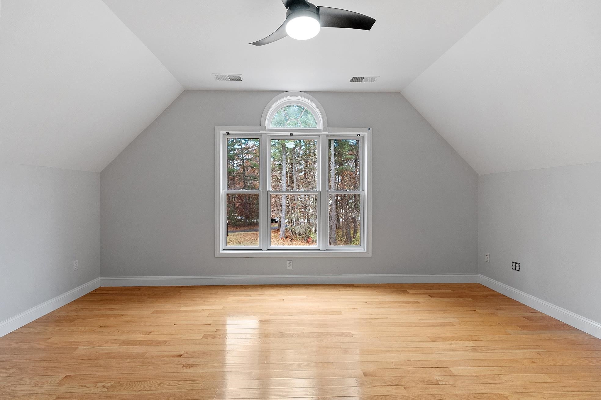 57 Windsor Boulevard Londonderry, NH 03053 - Photo 37 of 59