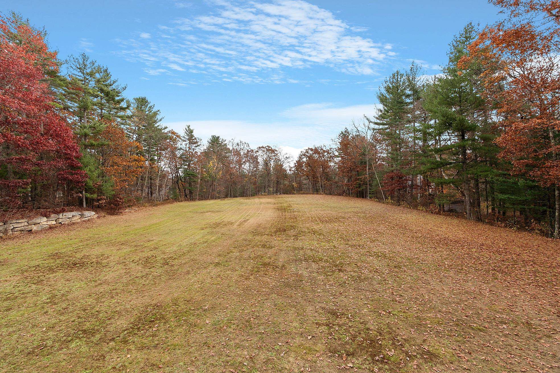 57 Windsor Boulevard Londonderry, NH 03053 - Photo 46 of 59