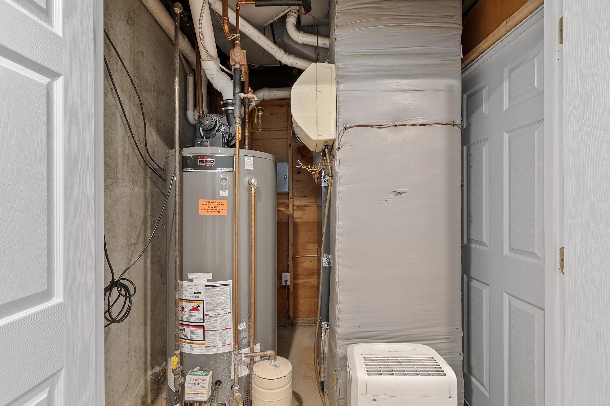 57 Windsor Boulevard Londonderry, NH 03053 - Photo 50 of 59