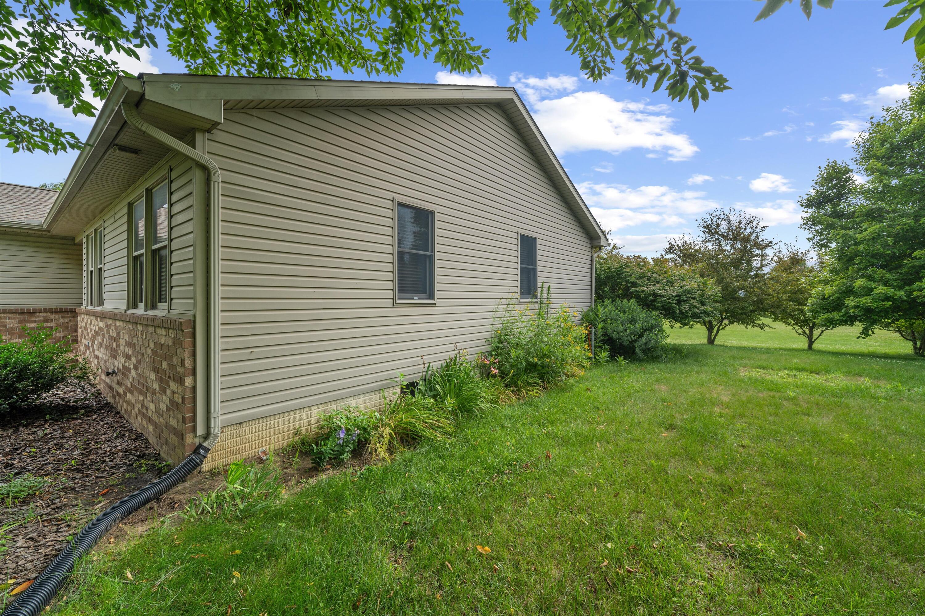1510 Muehleisen Road Monroe, MI 48162 - Photo 47 of 67 60-DSC00671