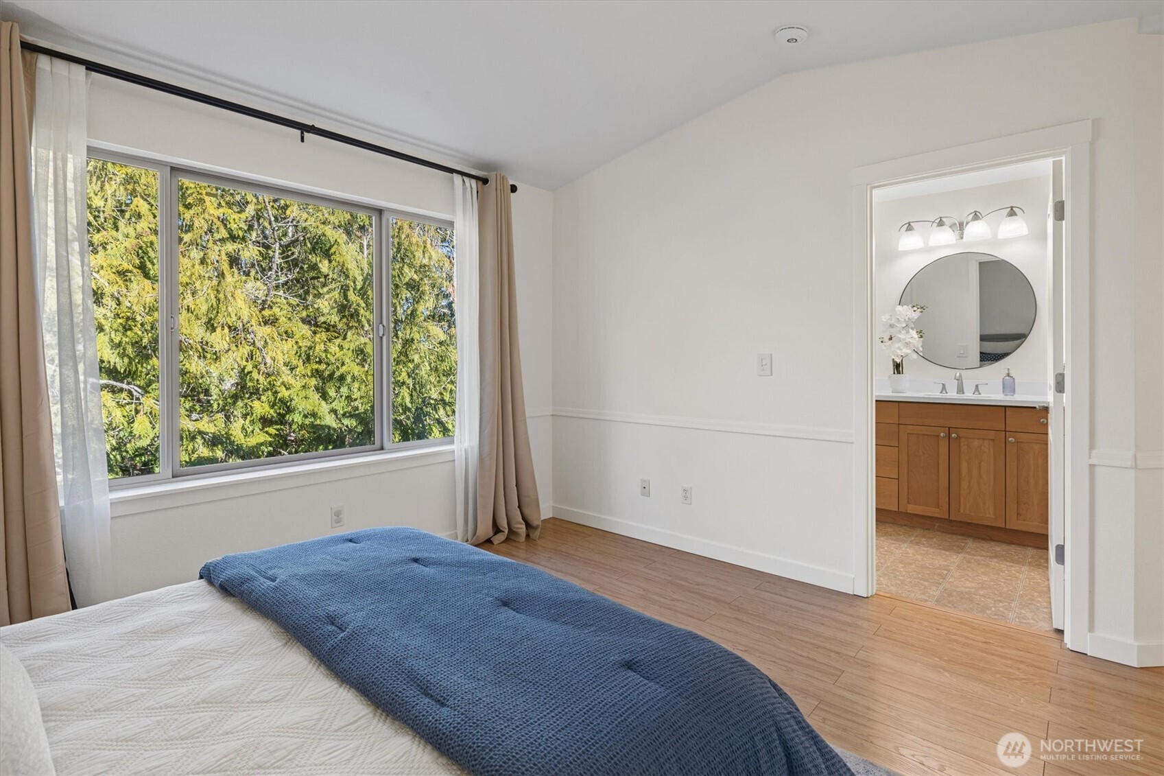 2104 Northwest Boulder Way Drive Issaquah, WA 98027 - Photo 19 of 33 Gallery Image 19
