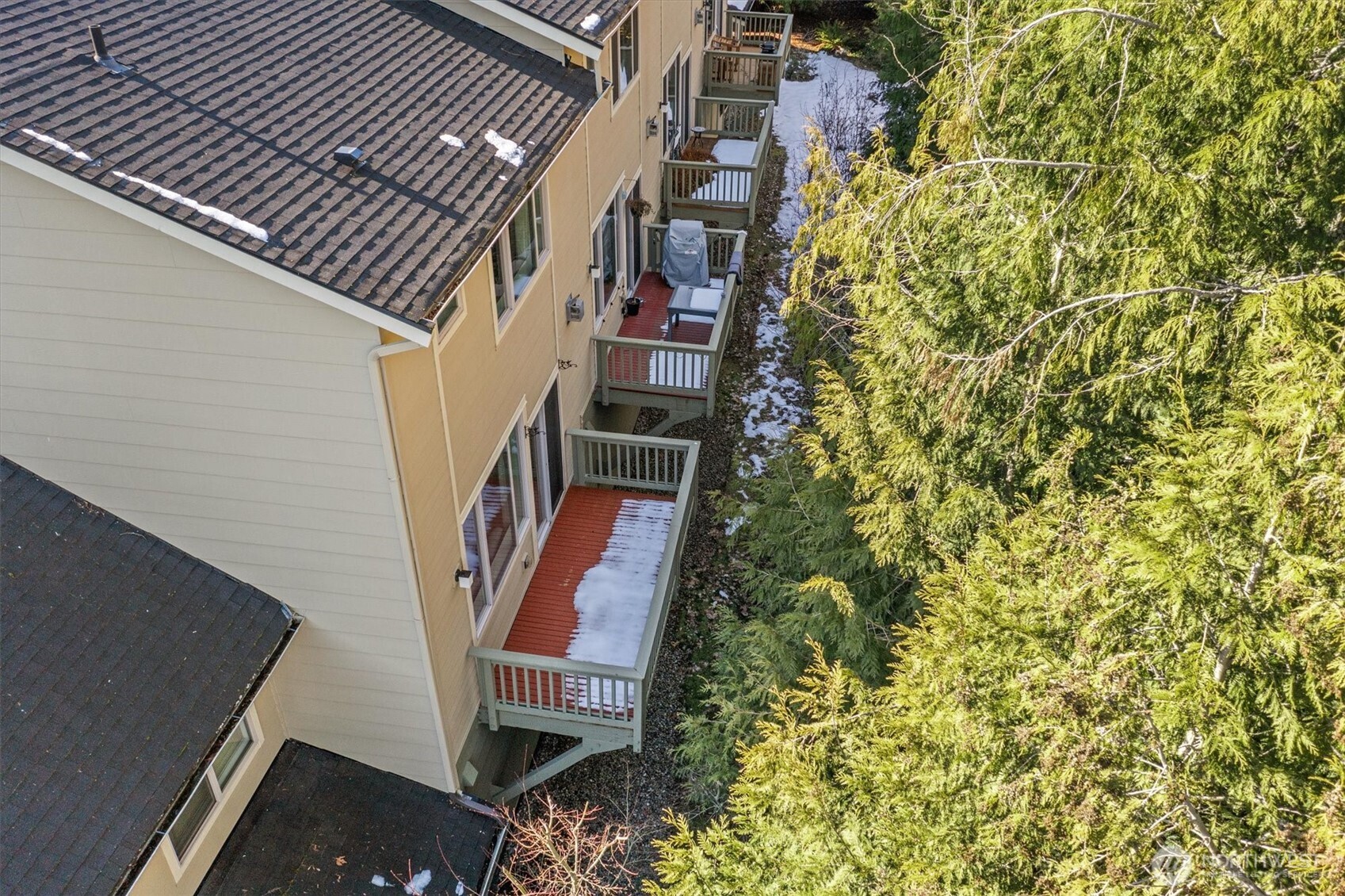 2104 Northwest Boulder Way Drive Issaquah, WA 98027 - Photo 26 of 33 Gallery Image 26