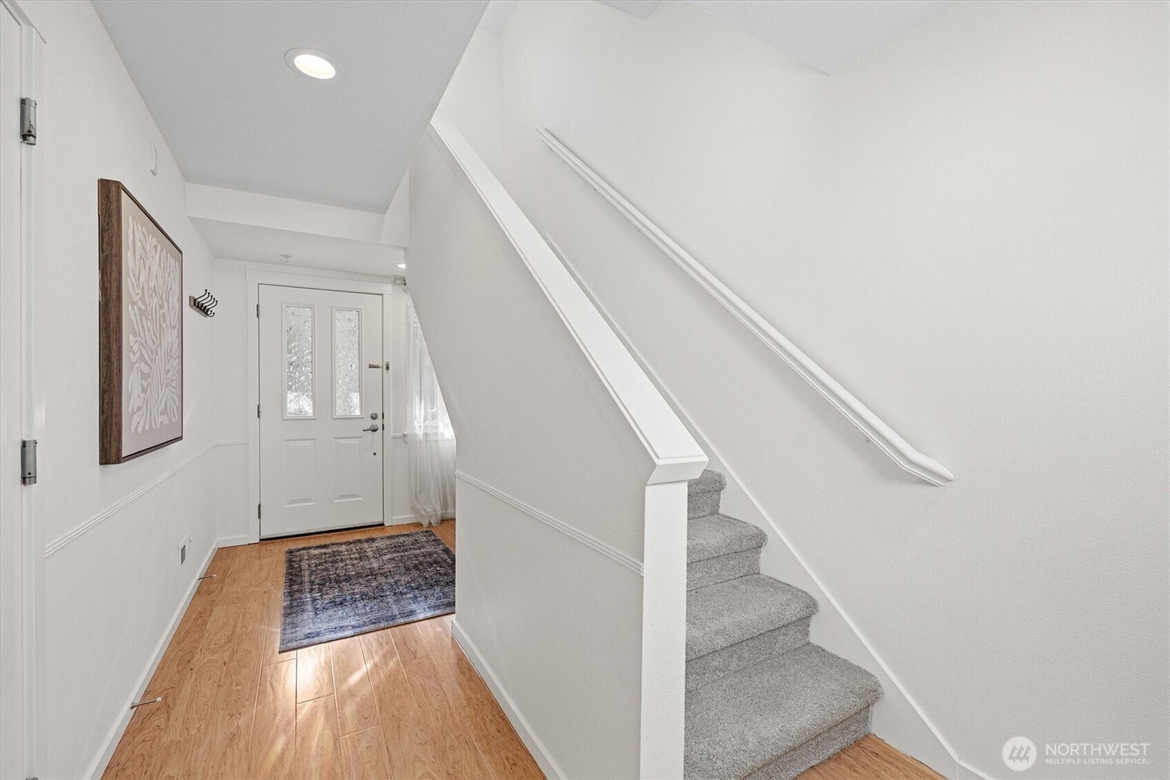 2104 Northwest Boulder Way Drive Issaquah, WA 98027 - Photo 5 of 33 Gallery Image 5