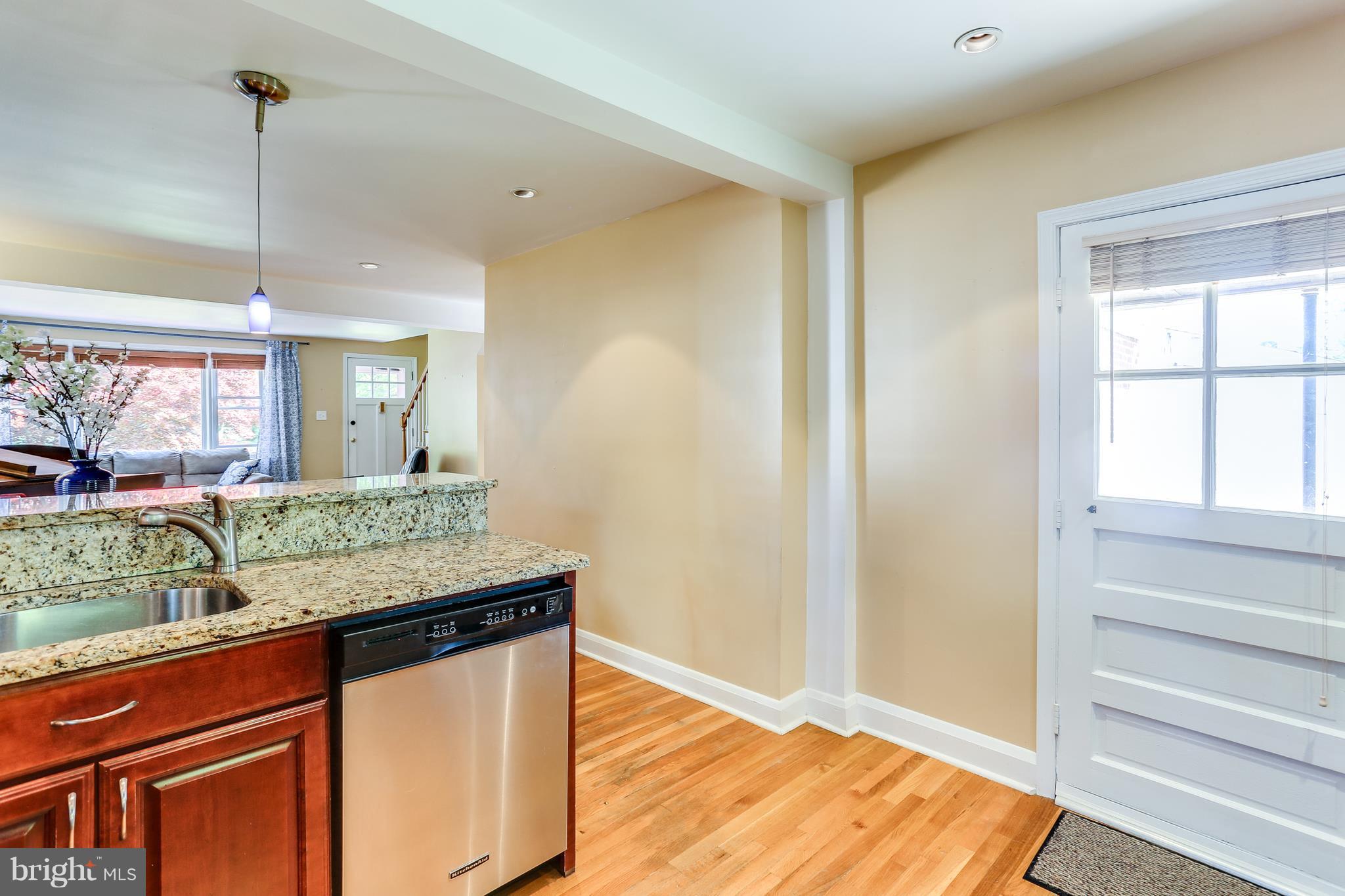505 Holden Road Baltimore, MD 21286 - Photo 11 of 30 Kitchen