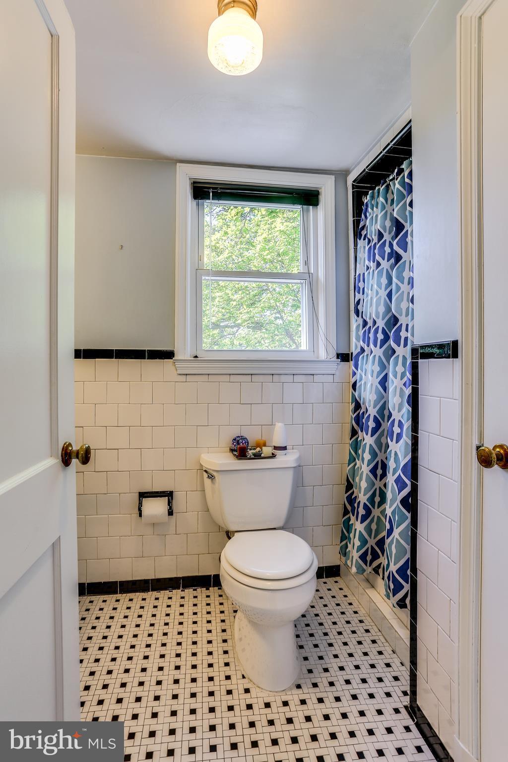 505 Holden Road Baltimore, MD 21286 - Photo 18 of 30 Bath