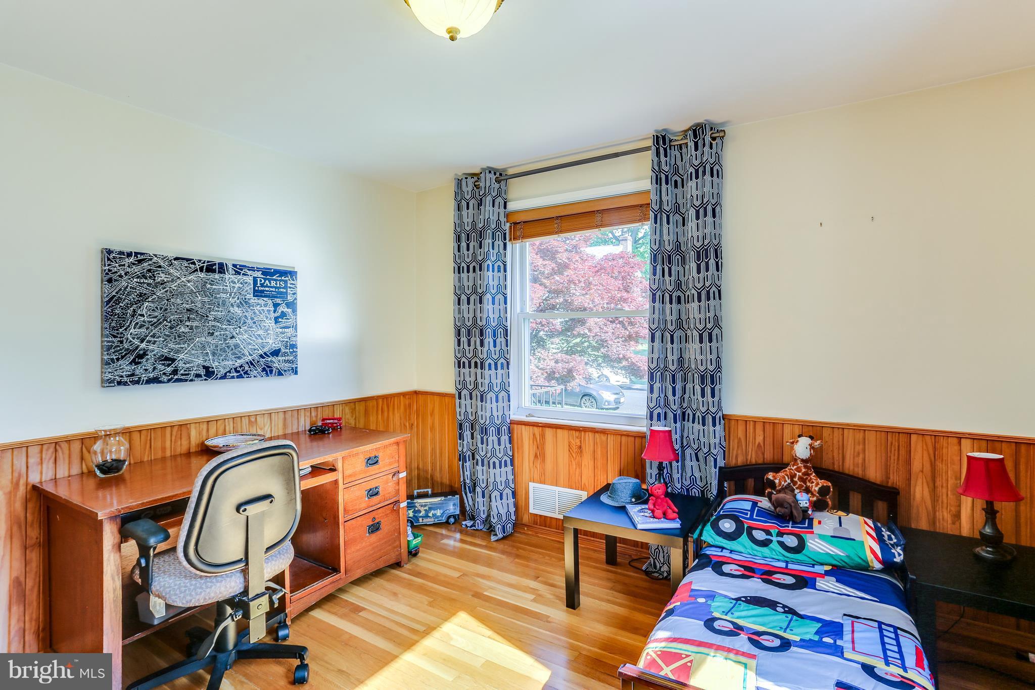 505 Holden Road Baltimore, MD 21286 - Photo 22 of 30 Bedroom