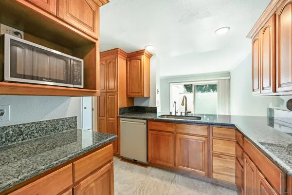 $1,350,000 | 8745 Caminito Sueno, La Jolla, CA 92037
