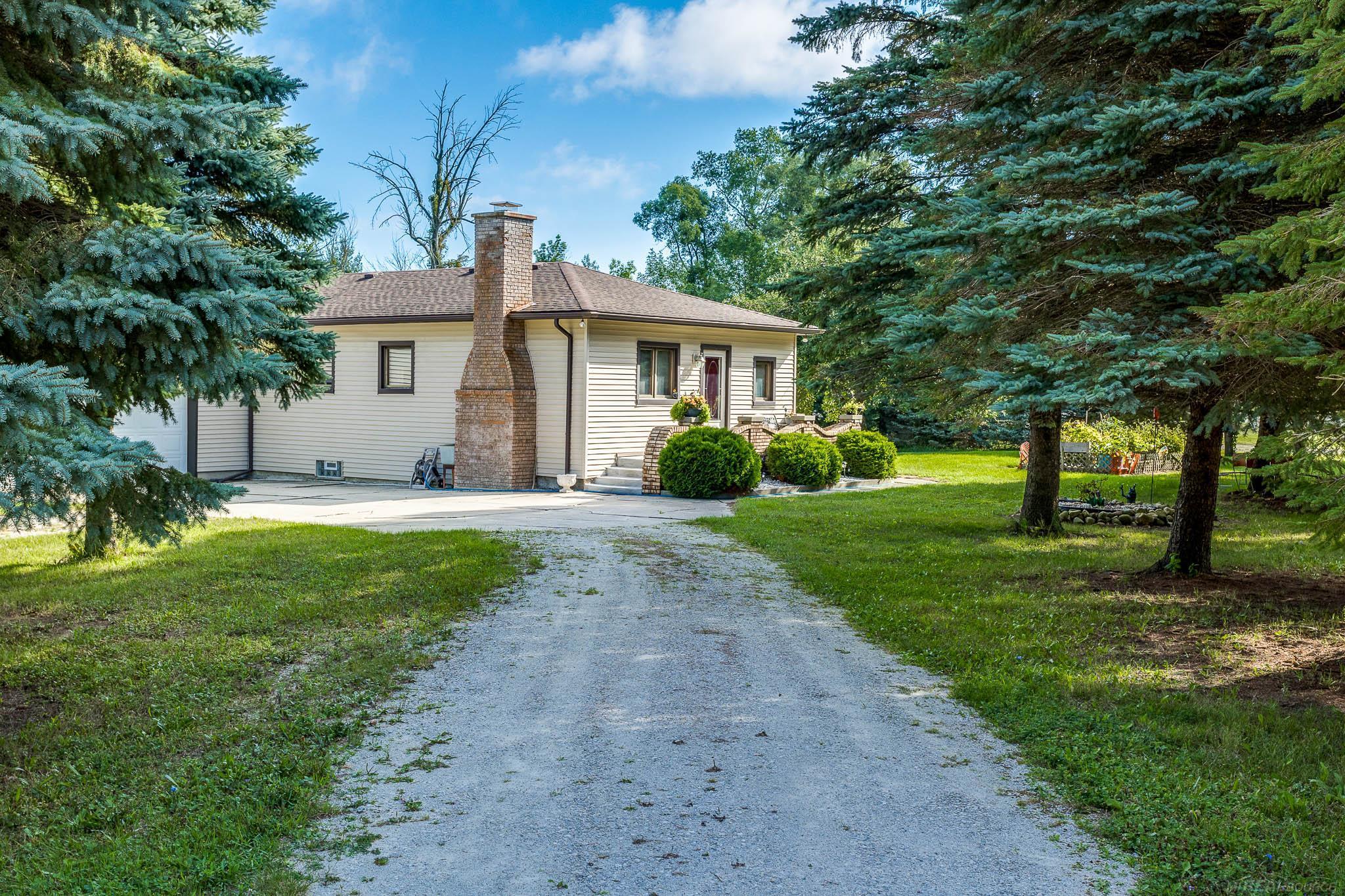 6945 Gardner Line Road Lexington, MI 48450 - Photo 5 of 52