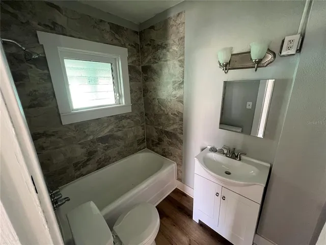 $1,200 | 713 Davis Street, Unit 1, Daytona Beach, FL 32118