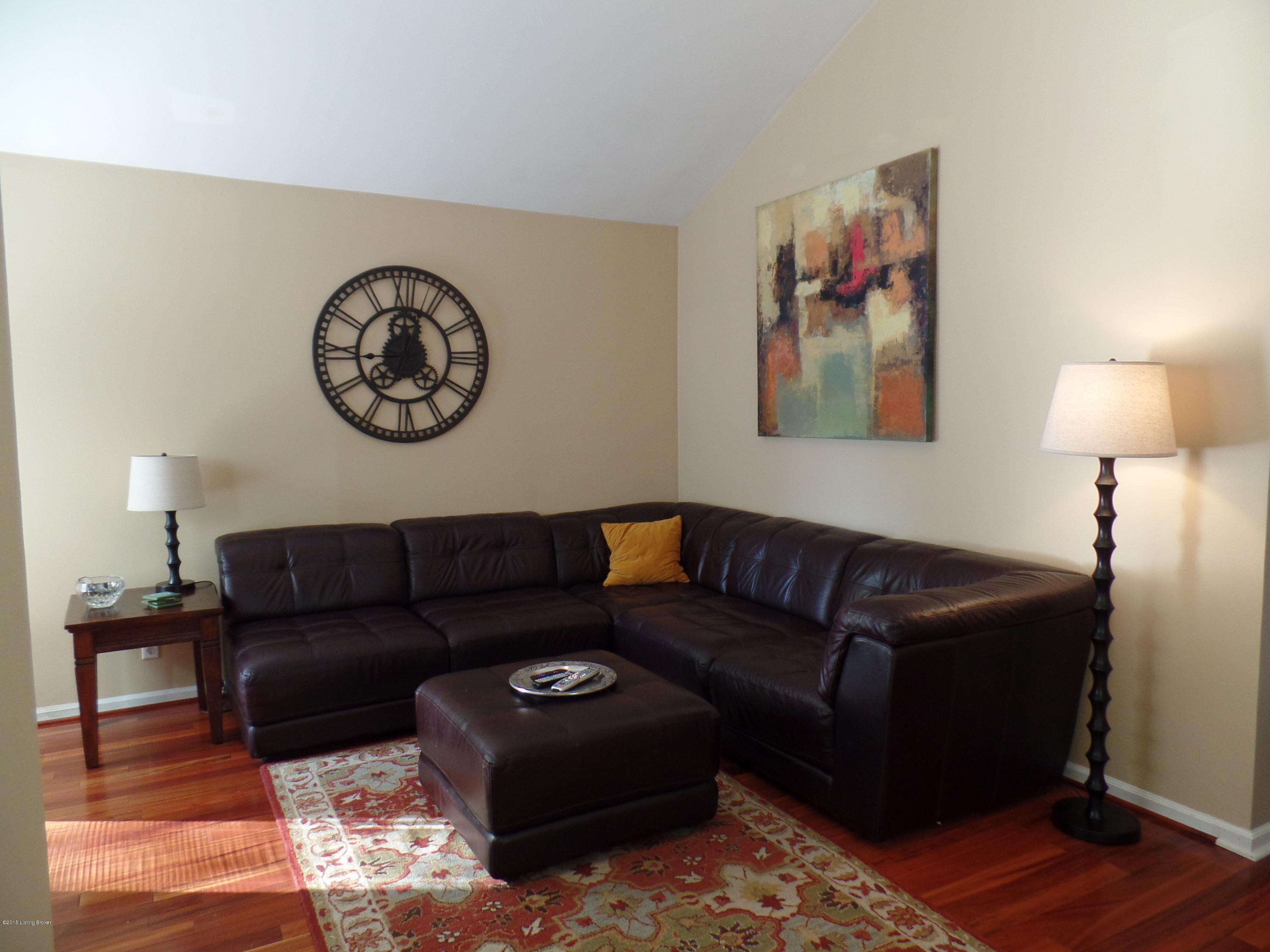 816 Perryman Road Louisville, KY 40207 - Photo 8 of 24 2015-05-01 17.40.17