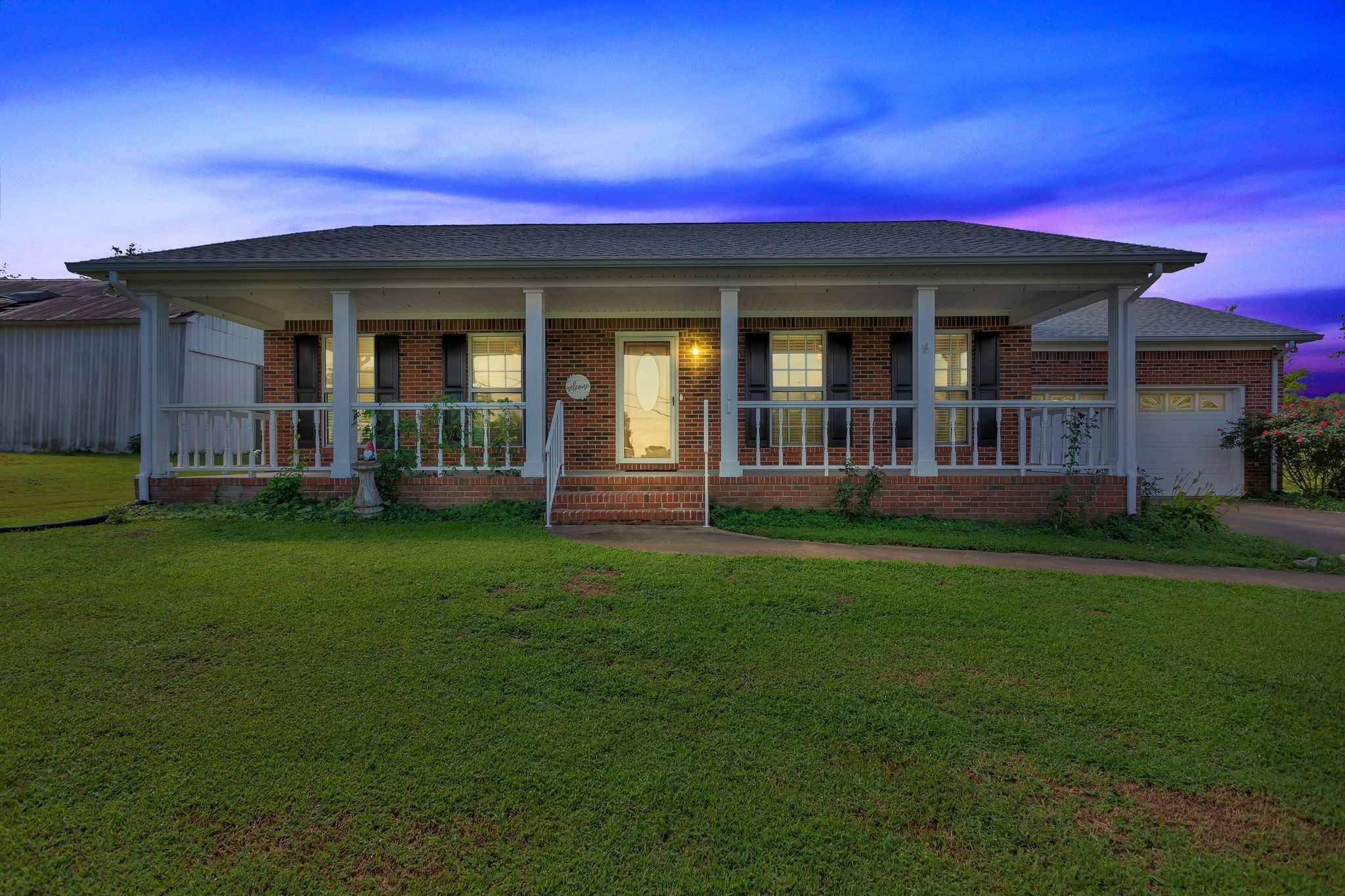 528 West Point Road Lawrenceburg, TN 38464 - Photo 1 of 33