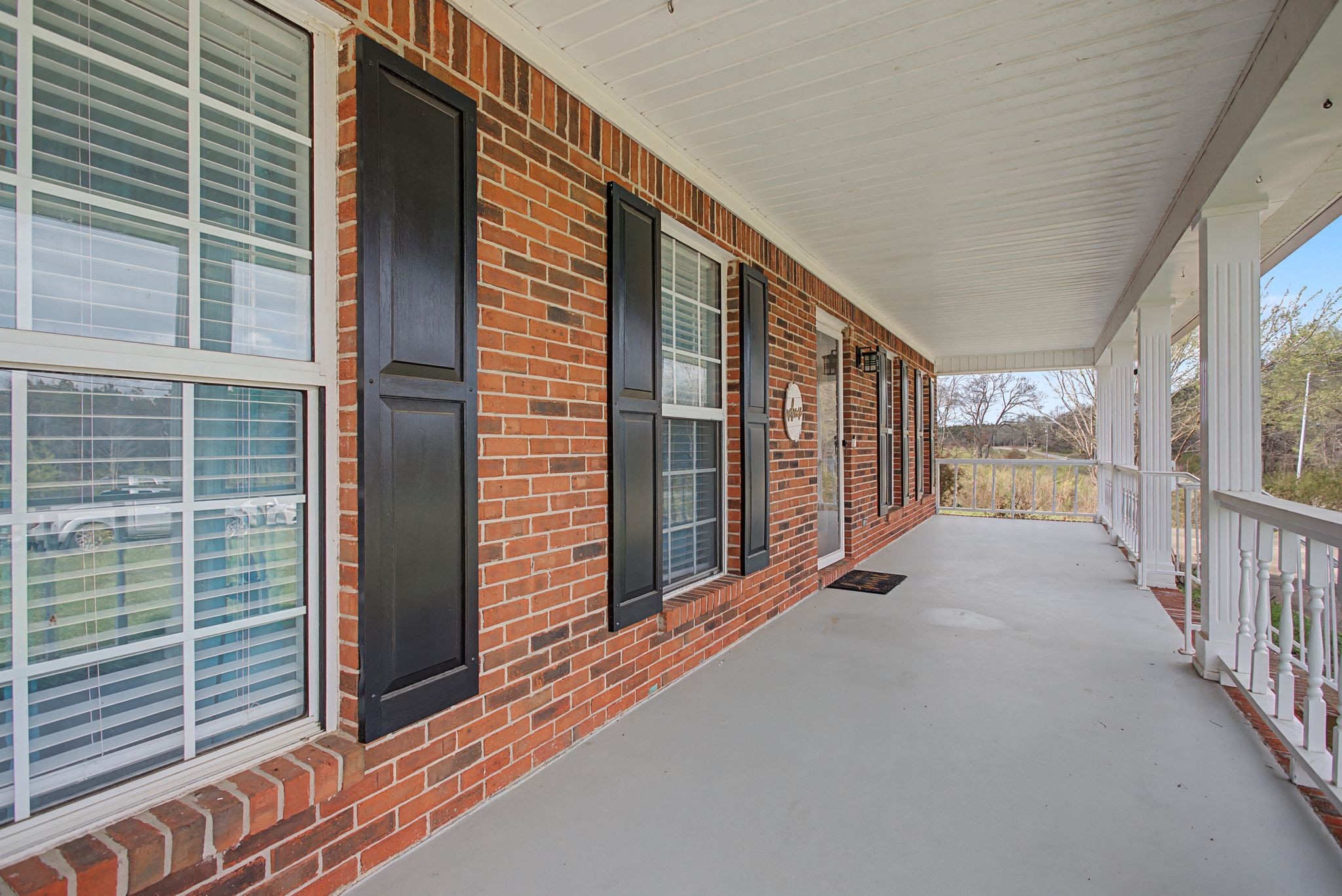 528 West Point Road Lawrenceburg, TN 38464 - Photo 6 of 33