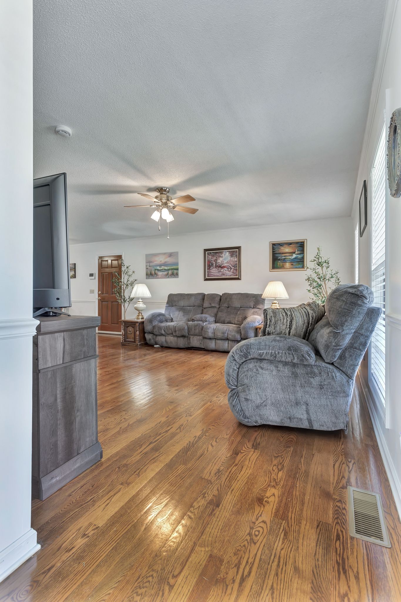 528 West Point Road Lawrenceburg, TN 38464 - Photo 7 of 33