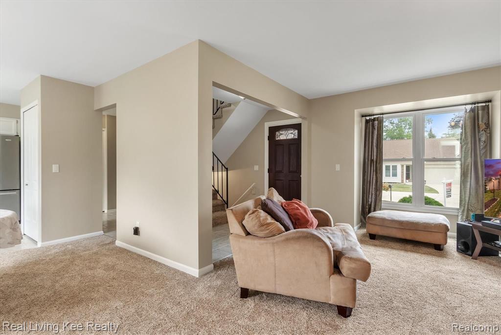 1609 Stonecrest Drive Rochester Hills, MI 48307 - Photo 12 of 39