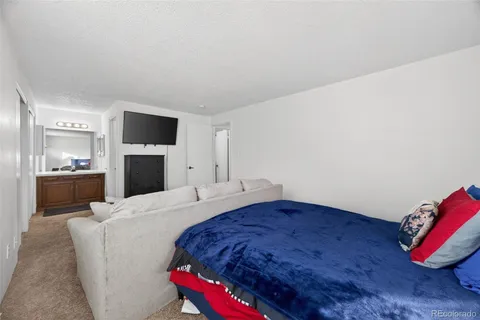 $330,000 | 2826 South Lansing Way, Aurora, CO 80014