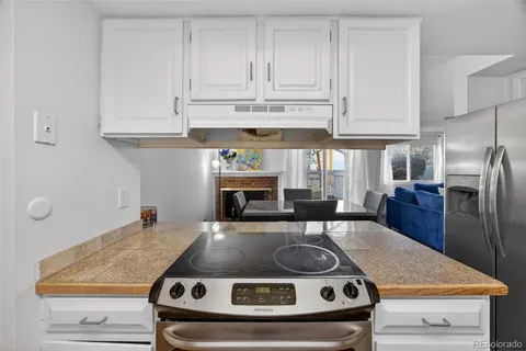 $330,000 | 2826 South Lansing Way, Aurora, CO 80014