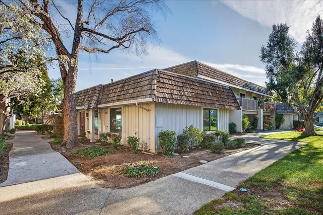 $849,888 | 4642 Columbia River Court, San Jose, CA 95136