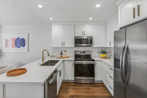 $849,888 | 4642 Columbia River Court, San Jose, CA 95136