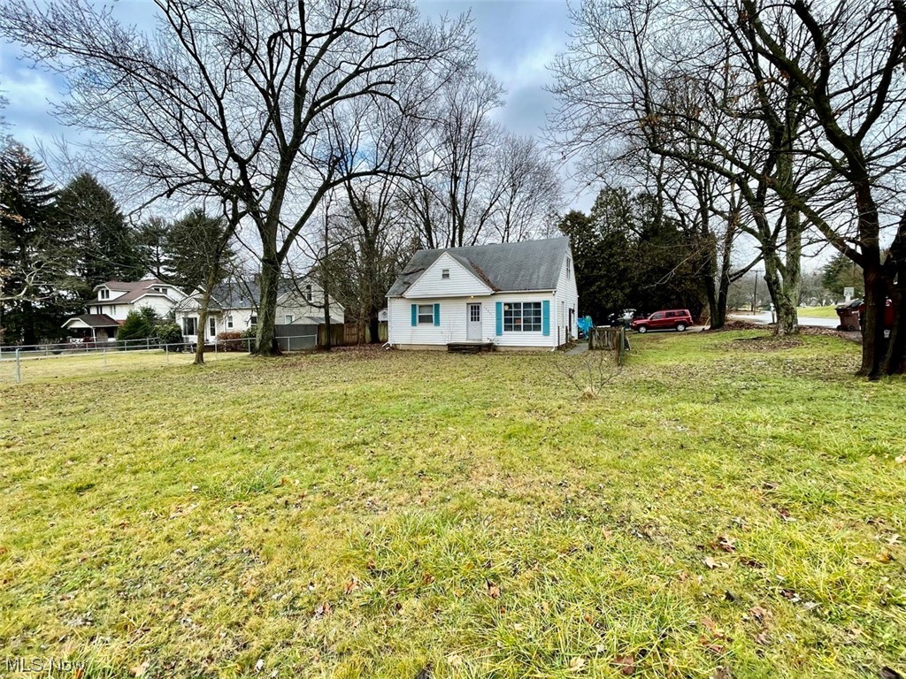 1371 Krumroy Road Akron, OH 44306 - Photo 4 of 5 View of yard