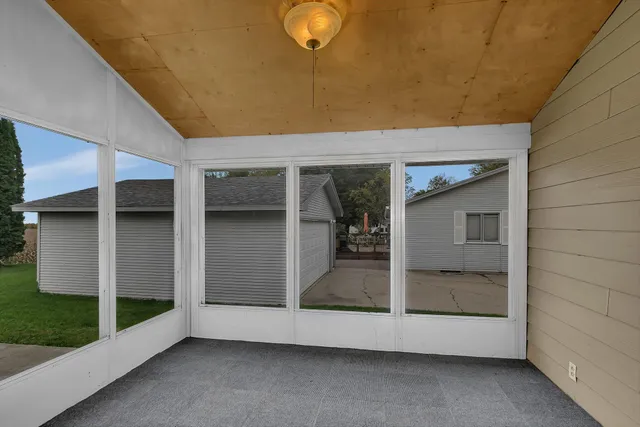 $277,800 | 2721 12th Avenue Northwest, Willmar, MN 56201