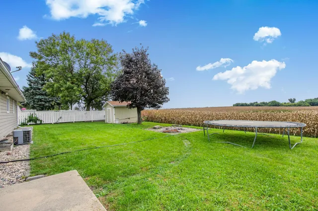 $277,800 | 2721 12th Avenue Northwest, Willmar, MN 56201