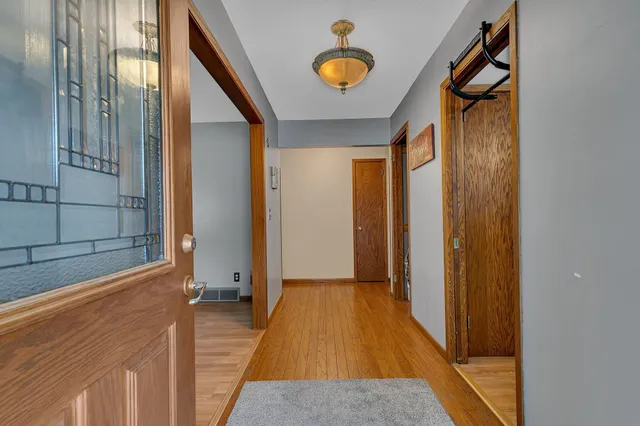 $277,800 | 2721 12th Avenue Northwest, Willmar, MN 56201