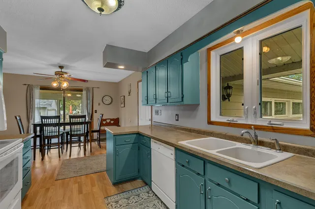 $277,800 | 2721 12th Avenue Northwest, Willmar, MN 56201