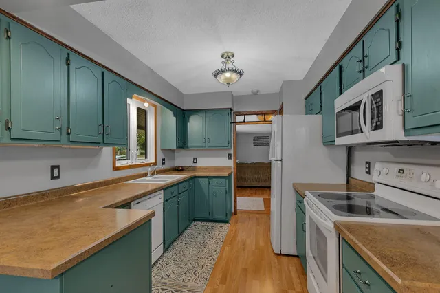 $277,800 | 2721 12th Avenue Northwest, Willmar, MN 56201