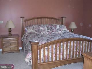 19 Club Road Oley, PA 19547 - Photo 2 of 6 Gallery Image 2