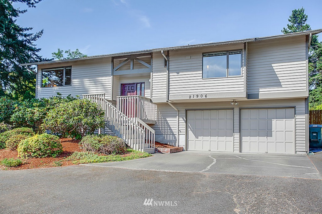 21906 84th Avenue West Edmonds, WA 98026 - Photo 1 of 25 Gallery Image 1
