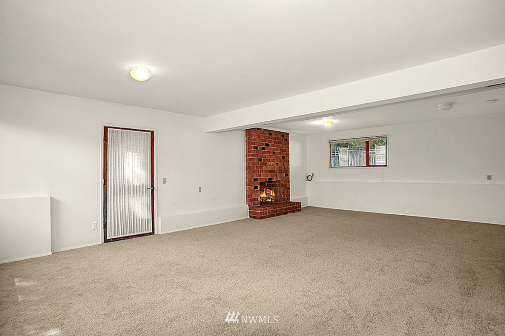 21906 84th Avenue West Edmonds, WA 98026 - Photo 19 of 25 Gallery Image 19