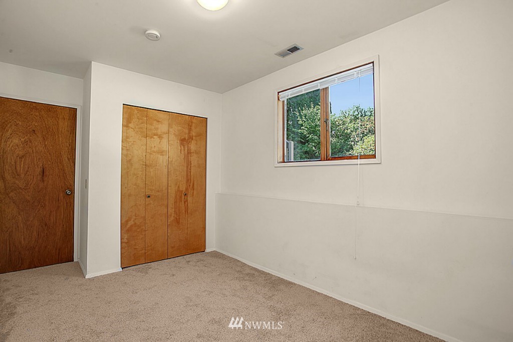 21906 84th Avenue West Edmonds, WA 98026 - Photo 22 of 25 Gallery Image 22
