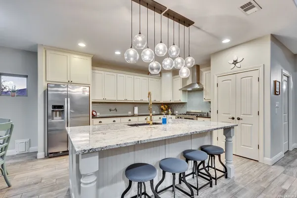 $689,000 | 2503 Ford Cove, Lago Vista, TX 78645